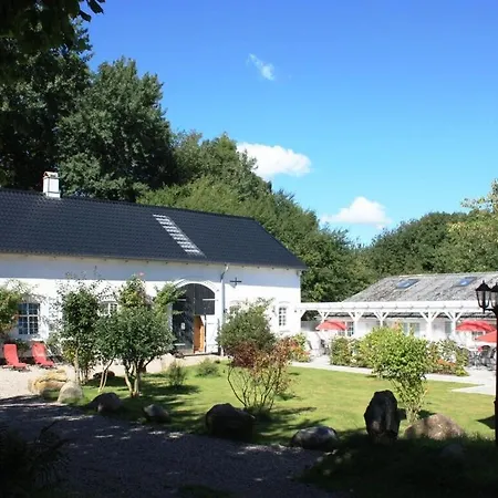Holiday home Reinhardt 2 Comfortable Broager